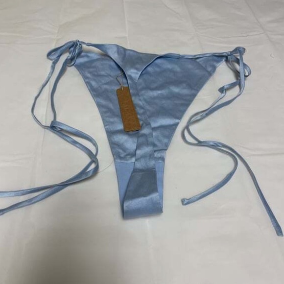 Women’s SKIMS Bridal Thongs Glaciar Swim - Picture 3 of 5
